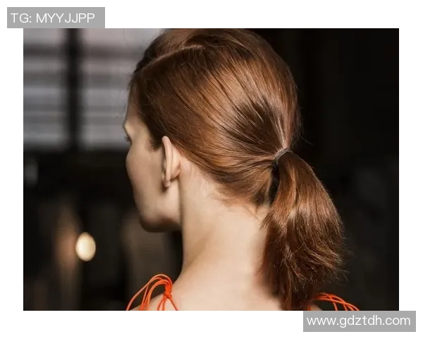 足球明星发型大比拼夸张造型女球迷时尚风潮引领潮流 足球明星发型大比拼夸张造型女球迷时尚风潮引领潮流