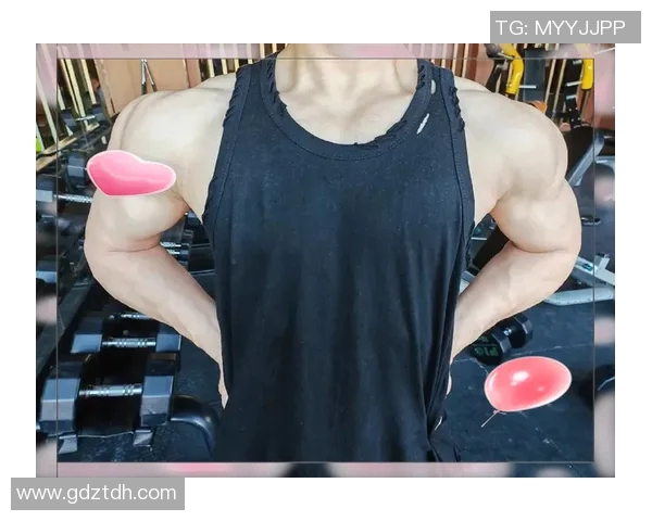 哑铃飞鸟训练多久能有效塑造胸肌的最佳时间与技巧解析